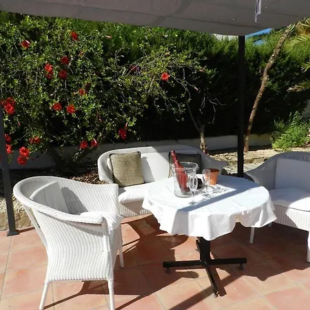 Villa-tina-8-pax *